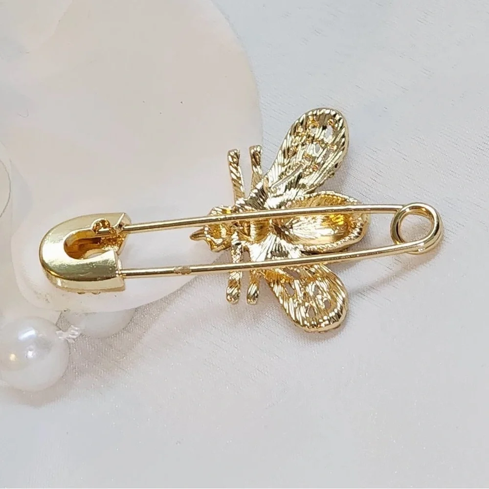 Anthropologie Gold and Black Bee Safety Pin Brooch